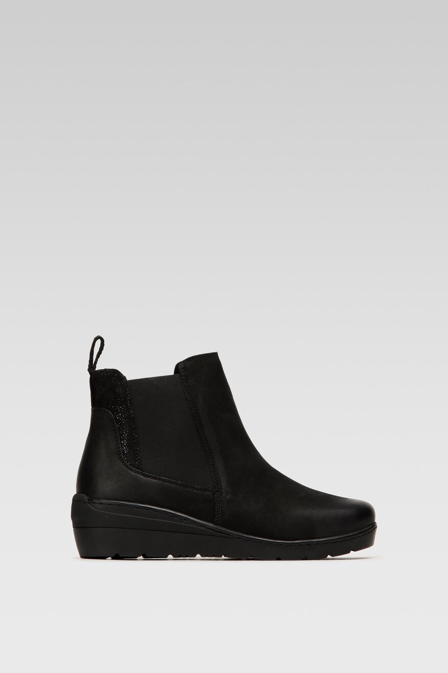 
                Go Soft - Skórzane botki czarne - 5904248947231