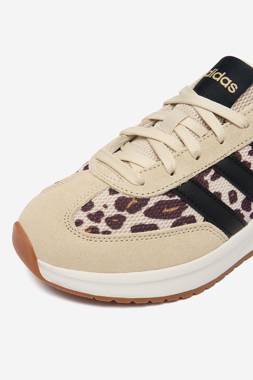 
                Спортни обувки adidas БЕЖОВ - 5906751467374