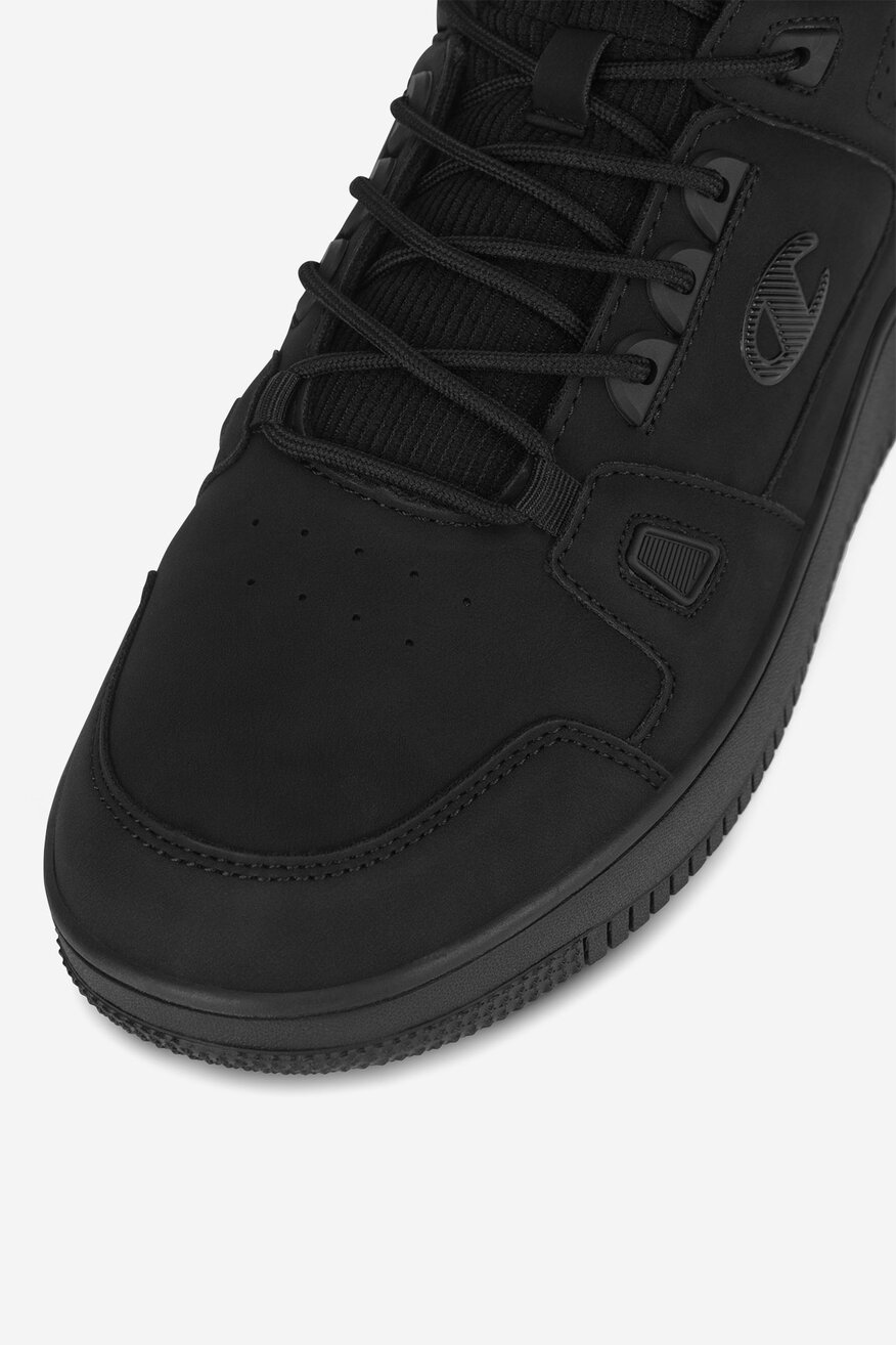 
                Спортни обувки Champion ЧЕРЕН - 5905588667599