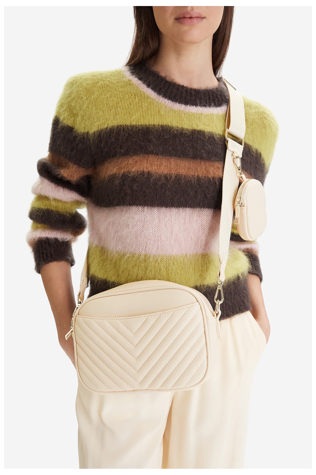 Дамска чанта Jenny CEO-JNY-M-025-07 СЛОНОВА КОСТ