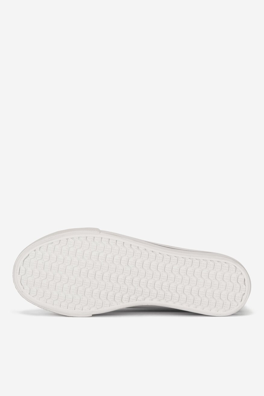 
                Кецове DeeZee СРЕБРИСТ - 5905588804901