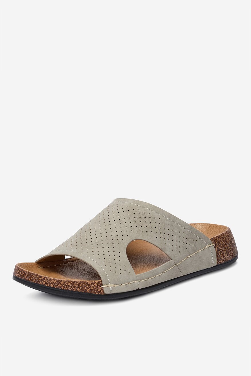 
                        Шльопанець Go Soft CEO-W25701 СІРИЙ - 5906751838211