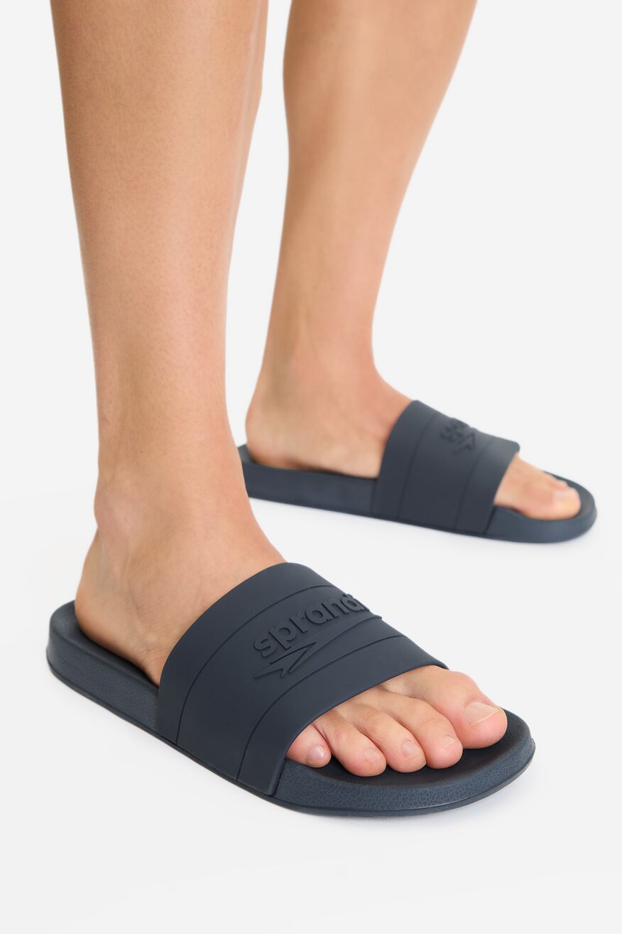 
                Шльопанець для басейну Sprandi ТЕМНО-СИНІЙ - 5906751634288