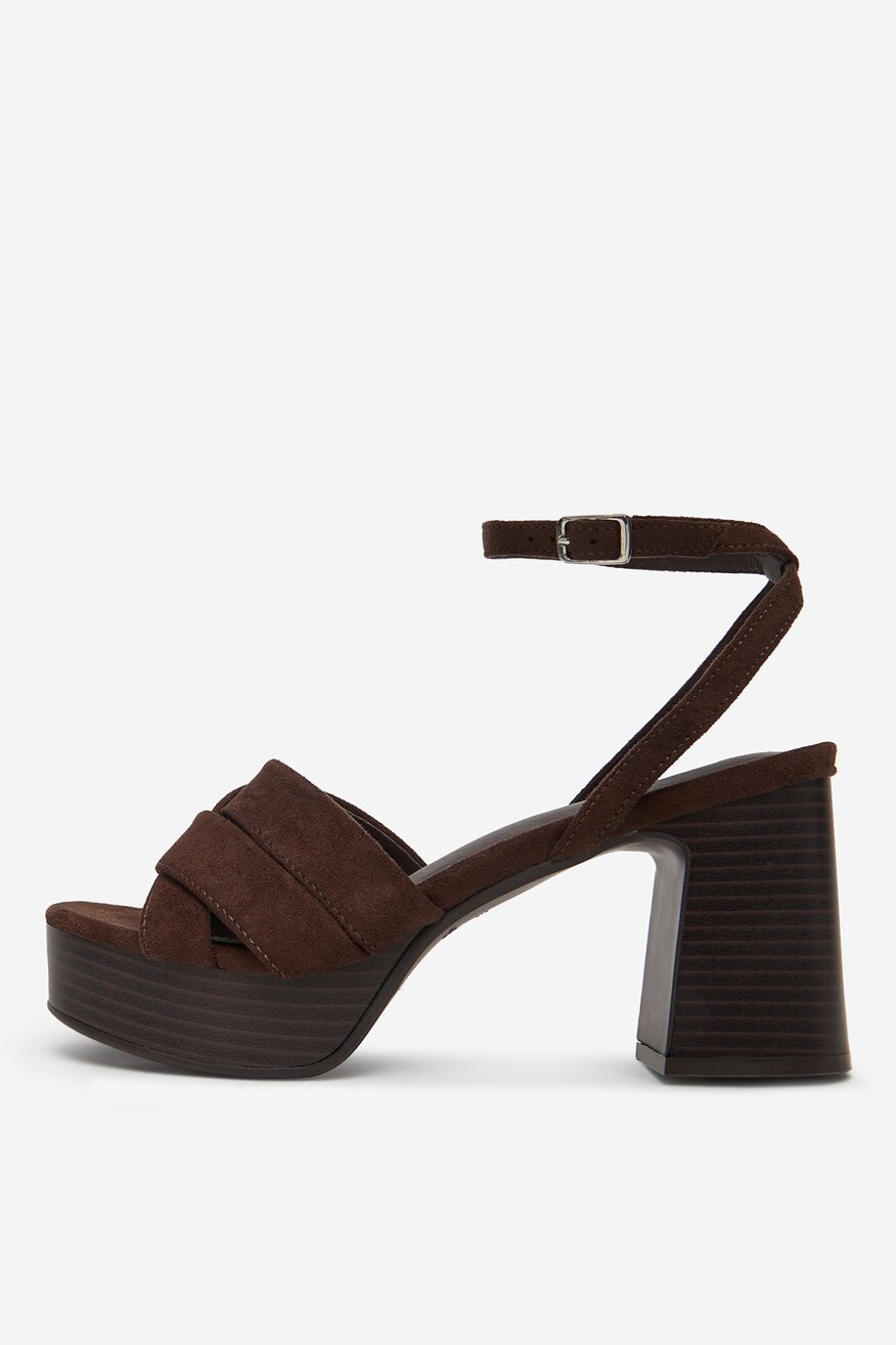 
                Сандалі Jenny КОРИЧНЕВИЙ - 5906751712580