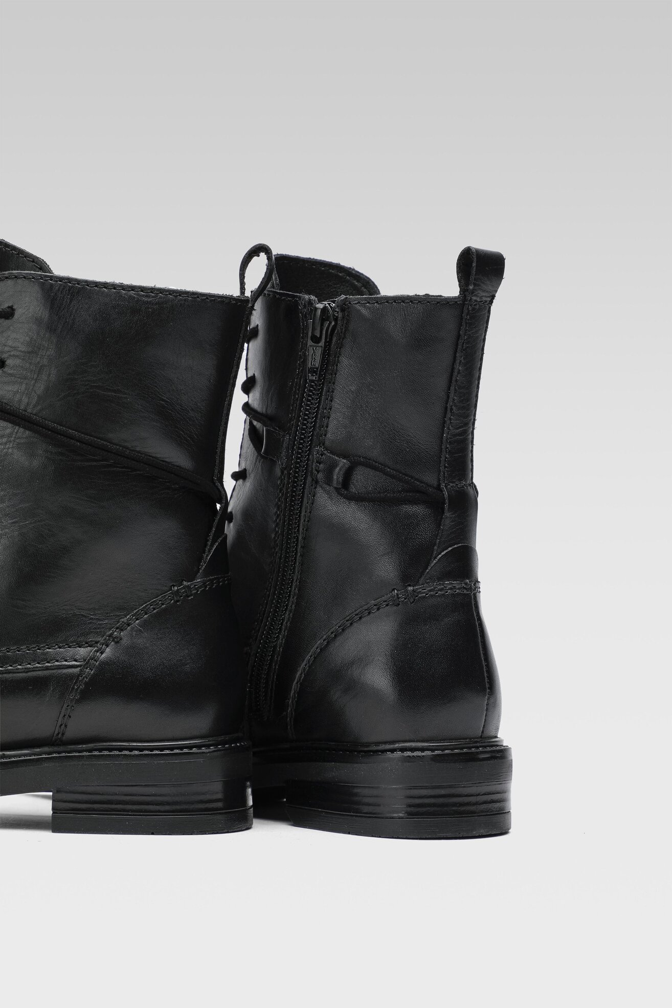 Bocanci Lasocki WI16-ZOLA-08 NEGRU