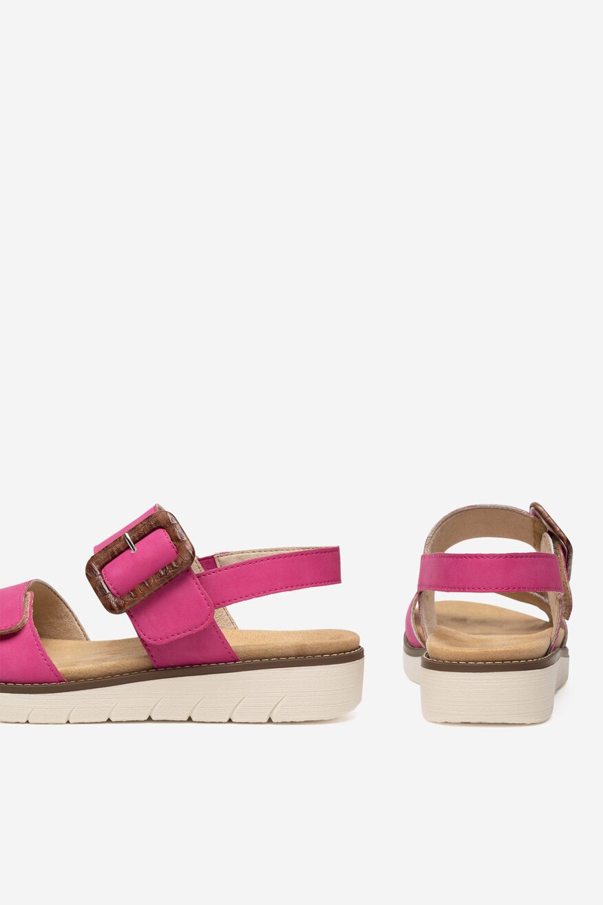 
                Remonte - Skórzane sandały - 2230056158907