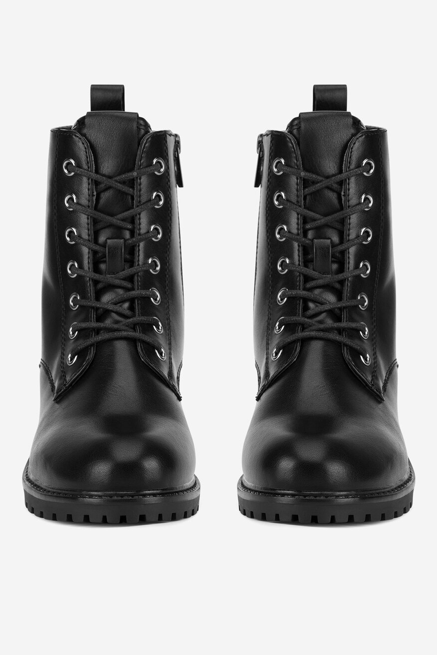 
                Боти Clara Barson ЧЕРЕН - 5905588909828