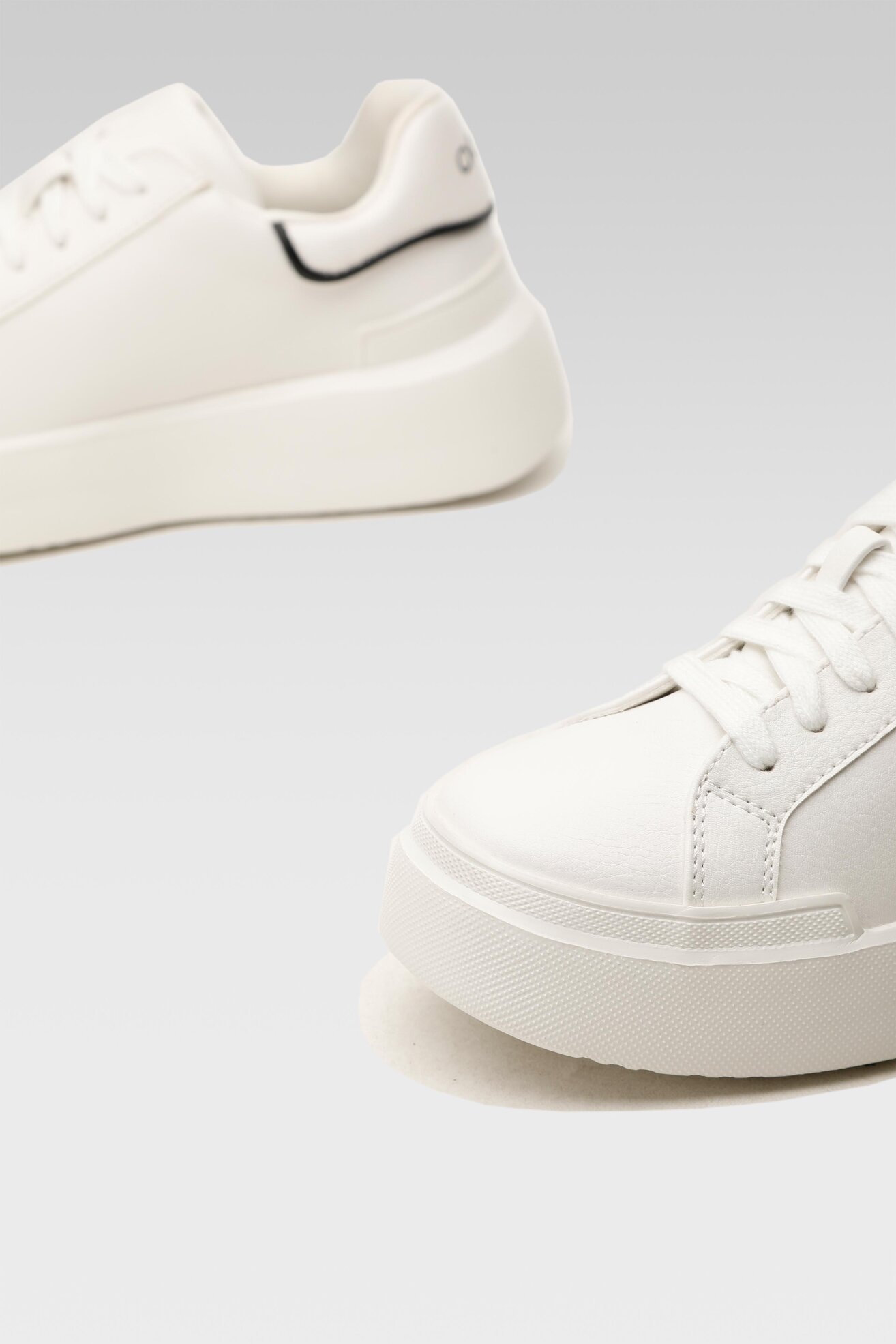 Sneakers Quazi WSQ2101-02 Biały