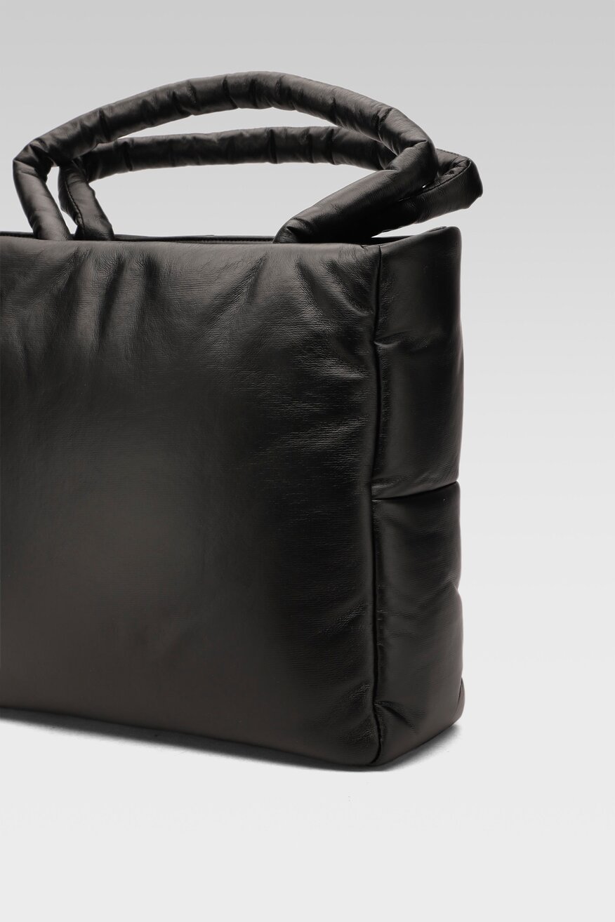 
                Дамска чанта Jenny Fairy ЧЕРЕН - 5903698801278