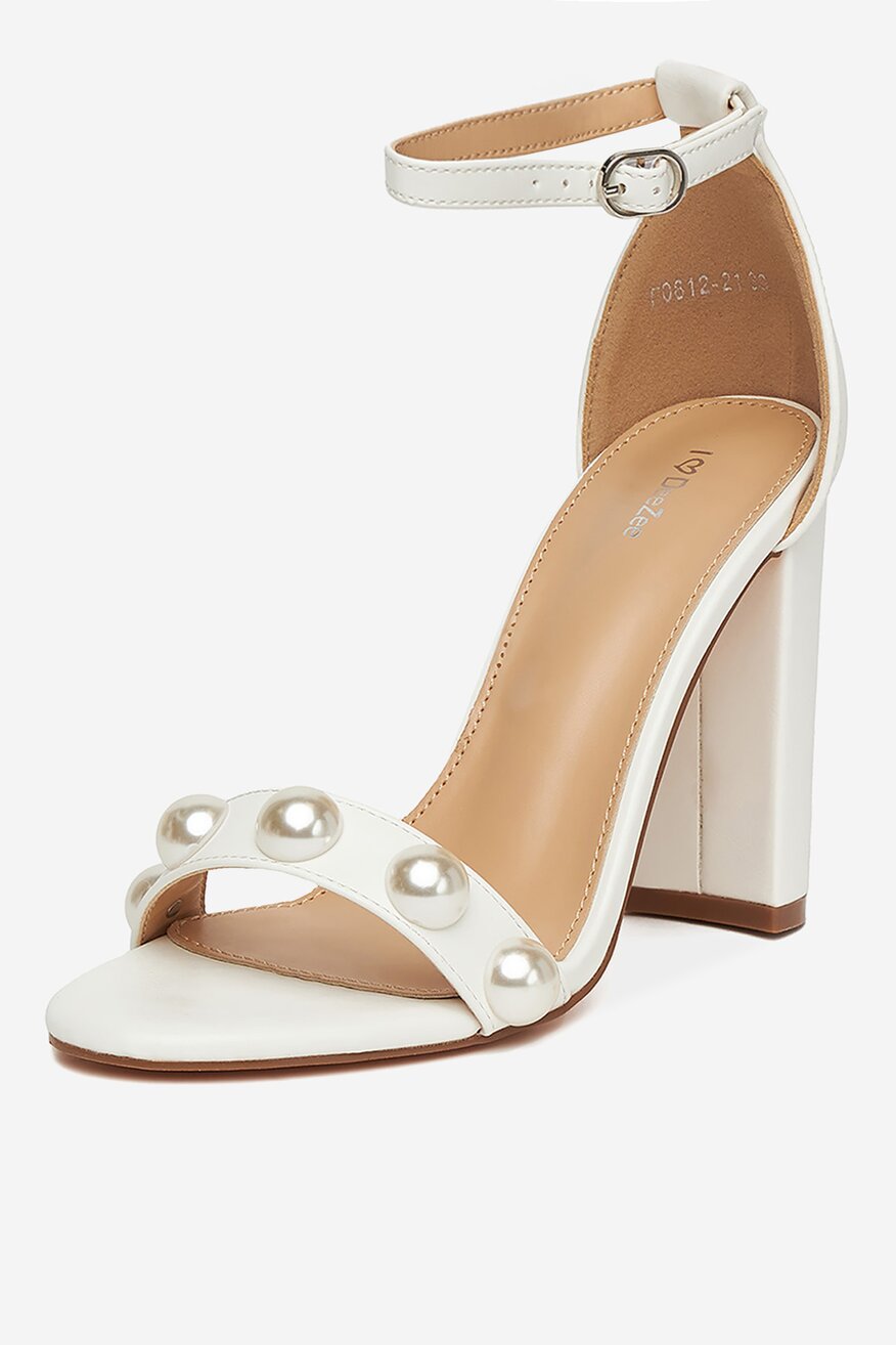 
                DeeZee - Sandały na obcasie - 5904410849981