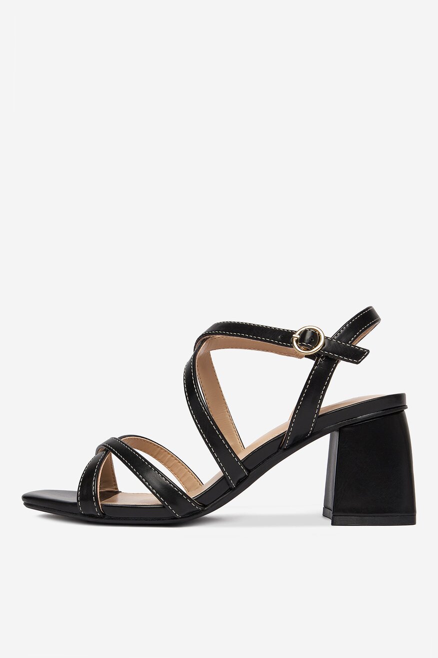 
                Сандалі Jenny ЧОРНИЙ - 5906751876046