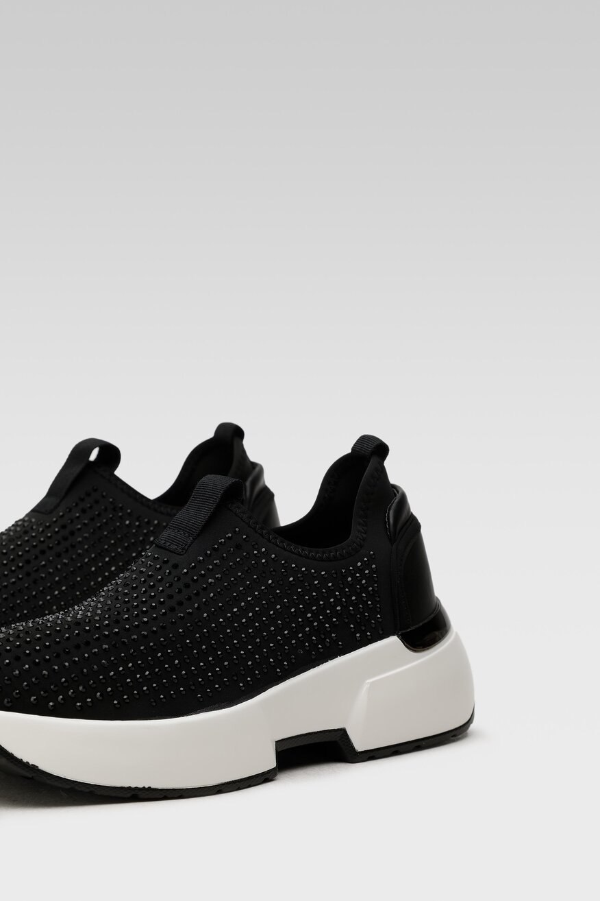 
                Quazi - Sneakersy slip on - 5904248541972