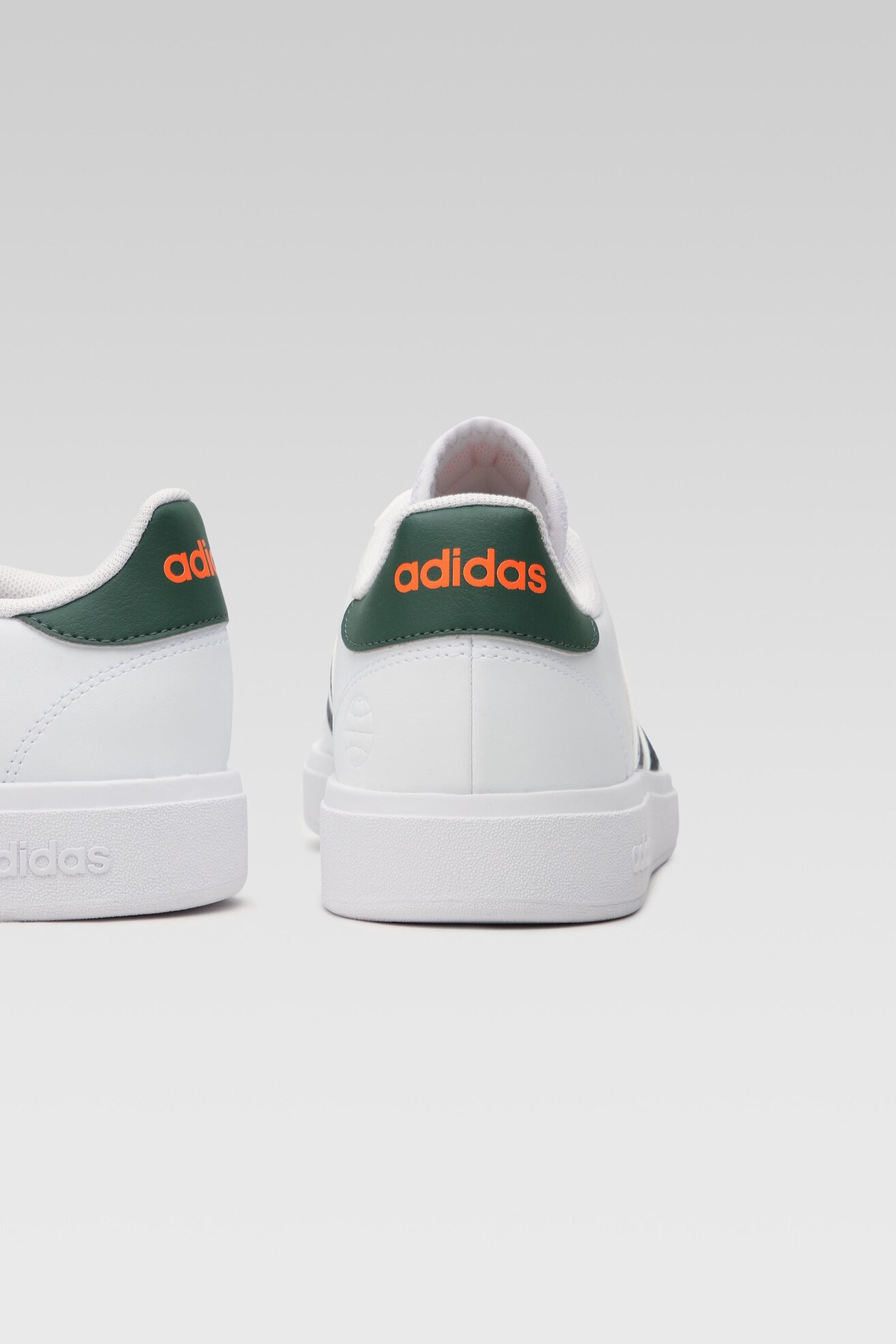 Obuwie sportowe adidas GRAND COURT BASE 2.0 HR0234 Biały