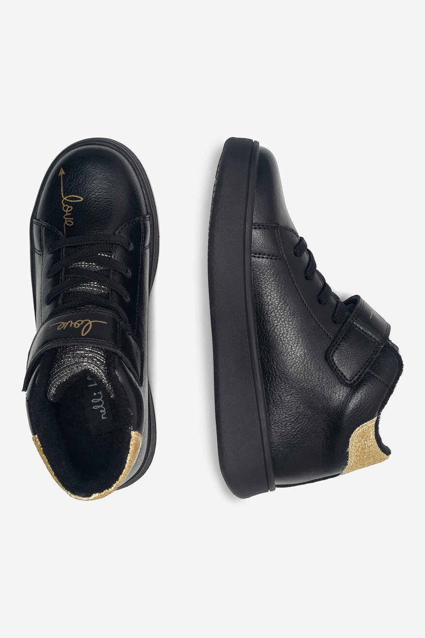 
                Боти Nelli Blu ЧЕРЕН - 5905588897552