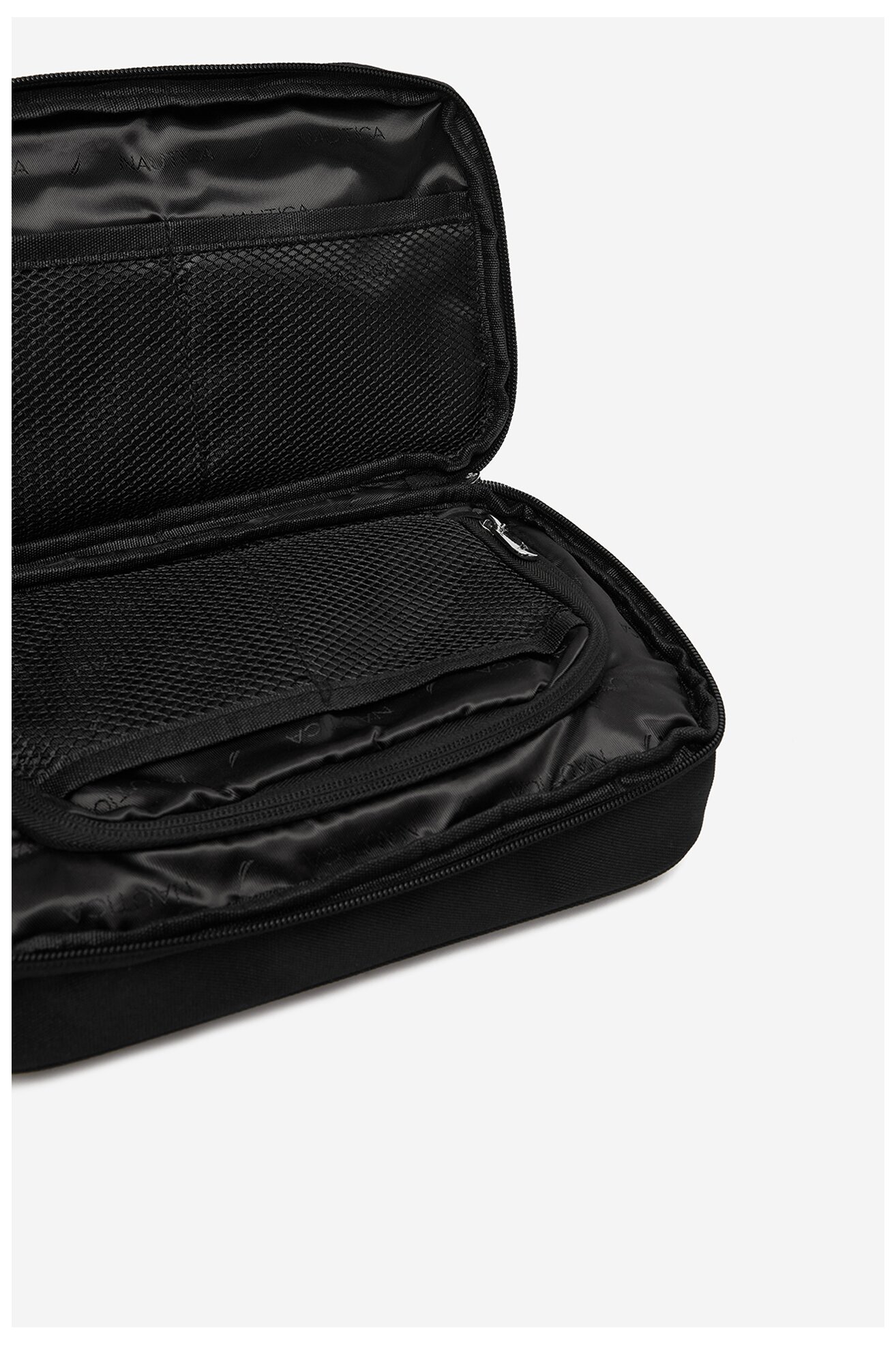 Kosmetyczka NAUTICA WBEO-NTC-M1-001-SS26 Czarny