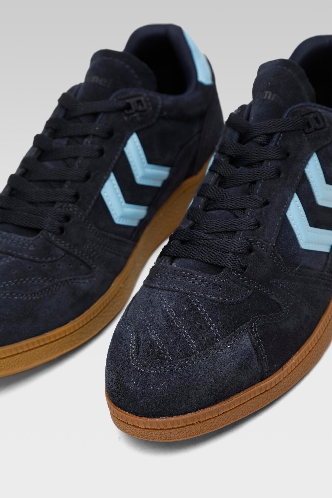 Obuwie sportowe Hummel HB TEAM SUEDE 207774-7666 Granatowy