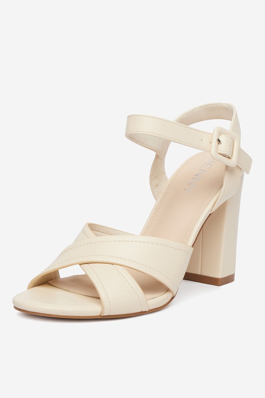 
                Сандали Jenny КРЕМАВ - 5906751843284