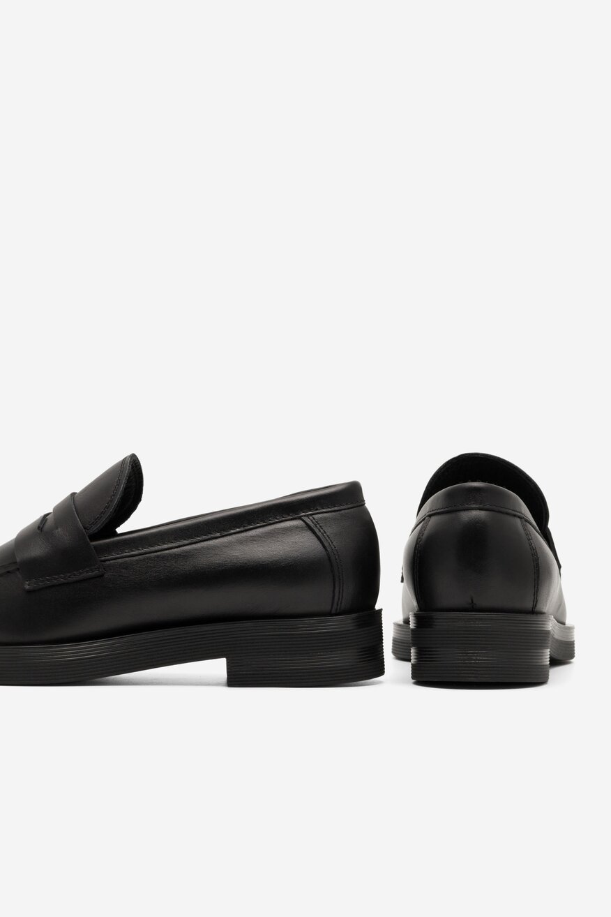 
                SIMPLE - Skórzane mokasyny - 5904862757360