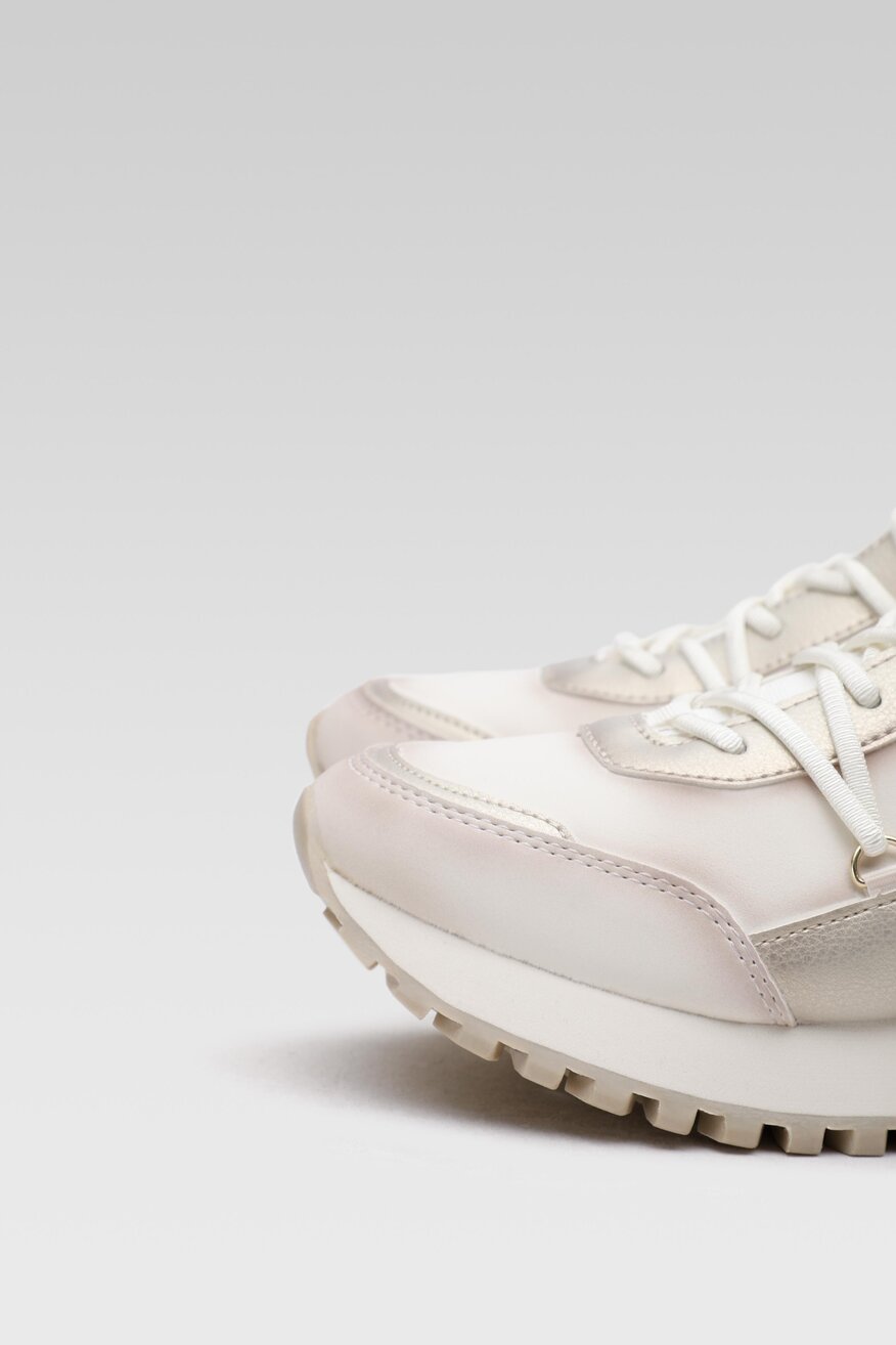 
                Bugatti - Półbuty beżowe - 5904248900724