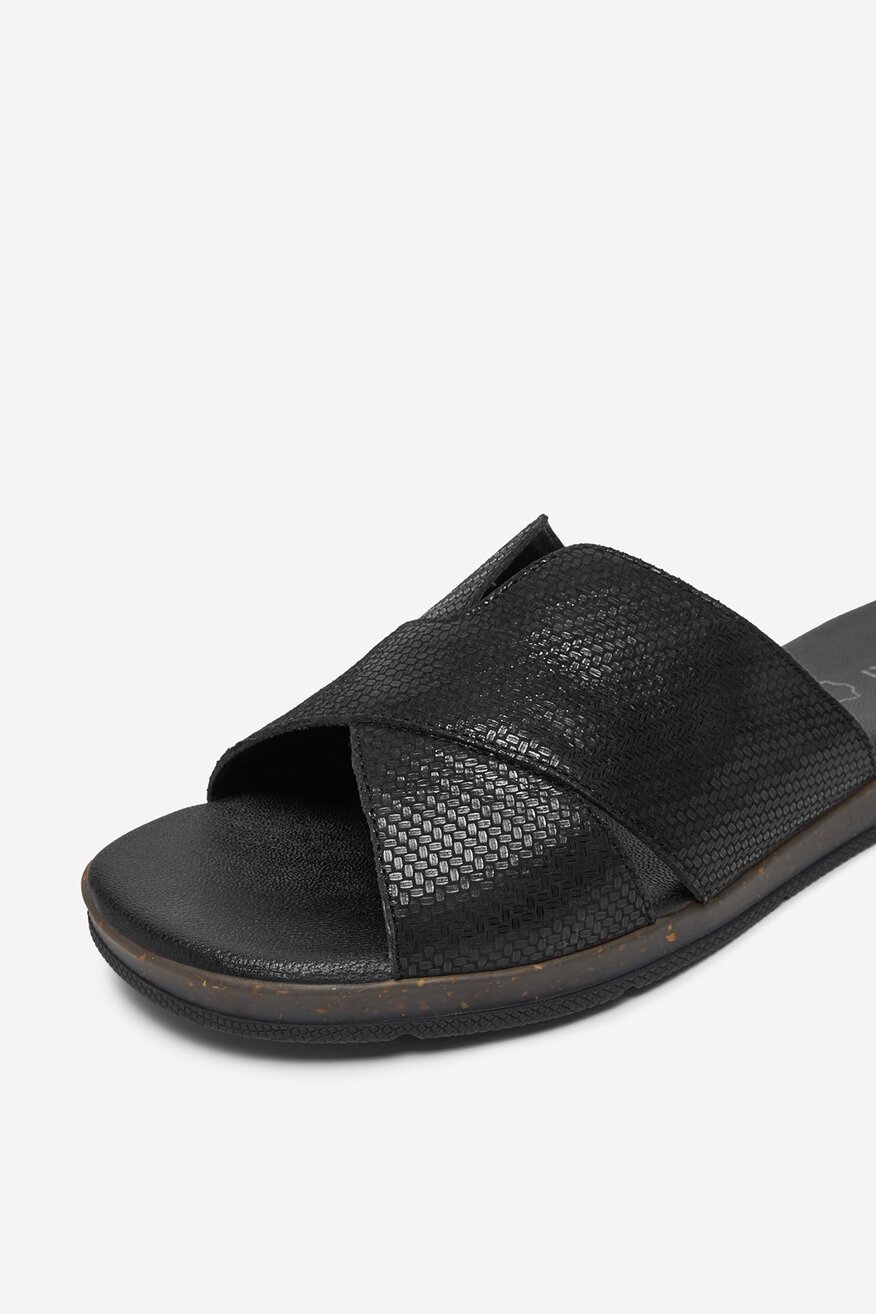 
                Lasocki - Klapki skórzane - 5904862275581