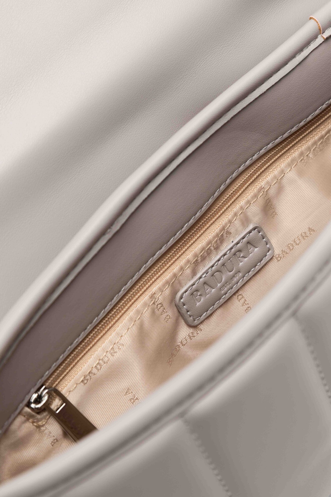 Kézitáska Badura JIAO-CS10103 SZÜRKE