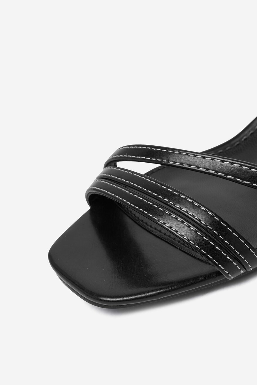 
                Jenny - Sandały - 5906751667880