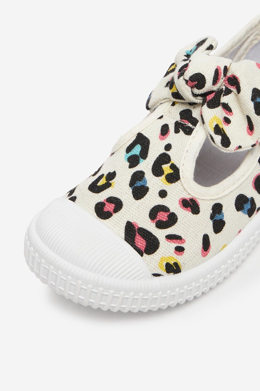 
                Чехли DeeZee МИКС - 5906751237786