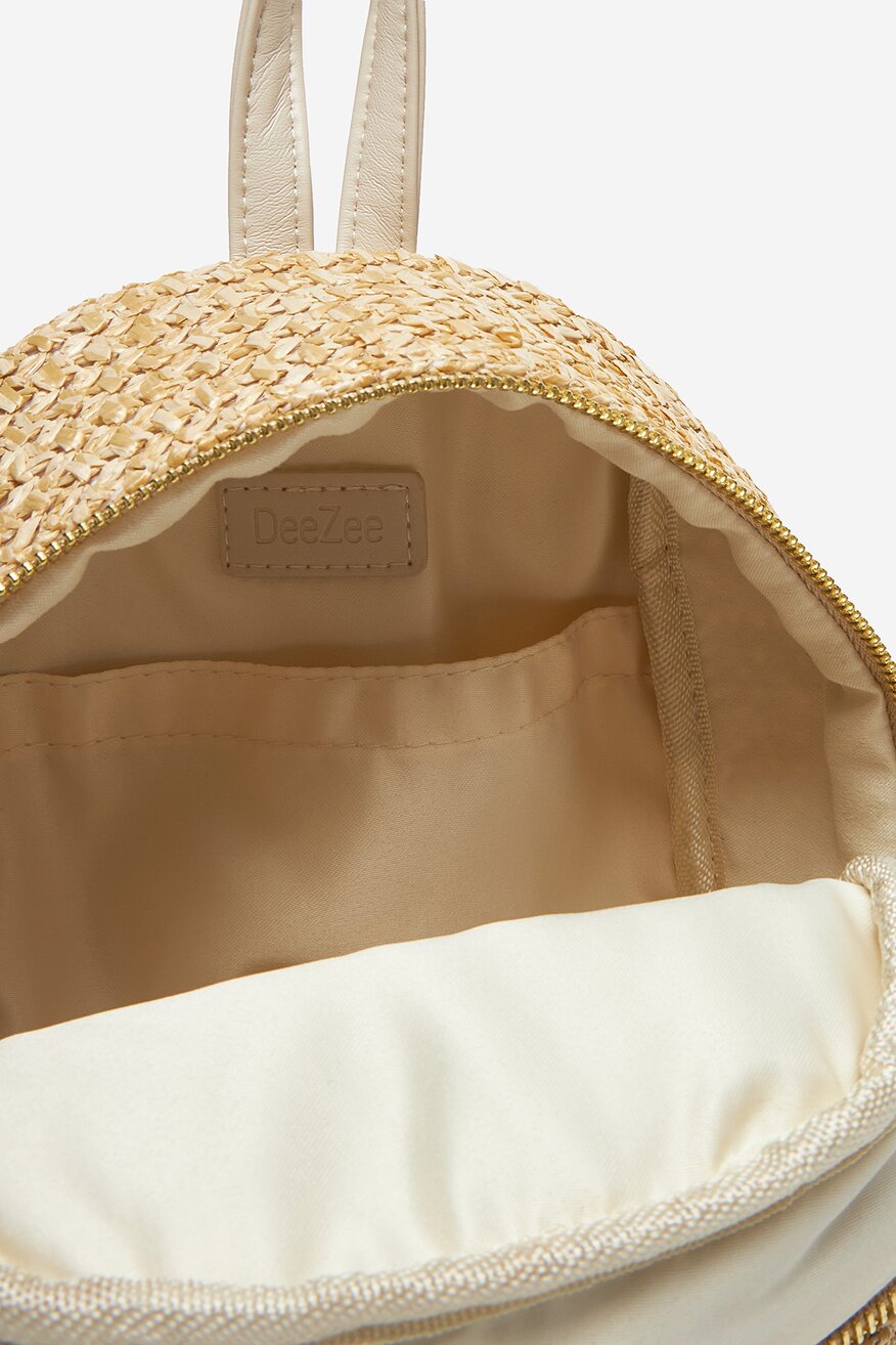 
                Рюкзак DeeZee КРЕМОВИЙ - 5906751074343