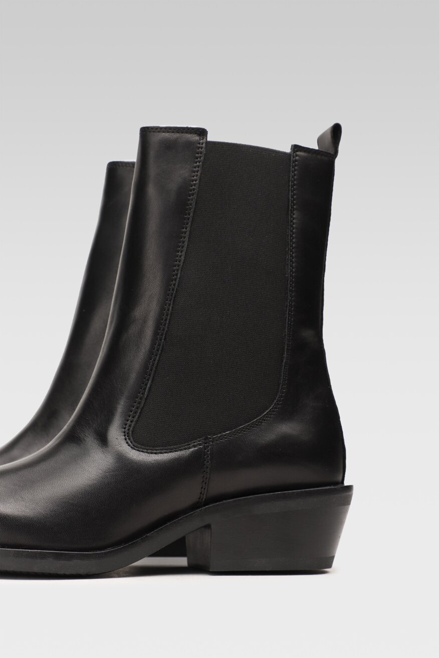 Gino Rossi - Skórzane sztyblety na obcasie - 5903698929439