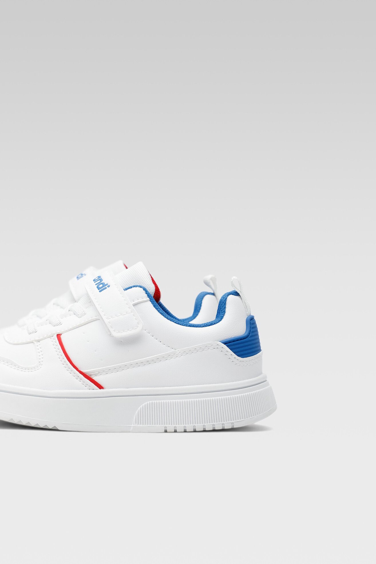 Obuwie sportowe Sprandi CP40-21619Z Biały