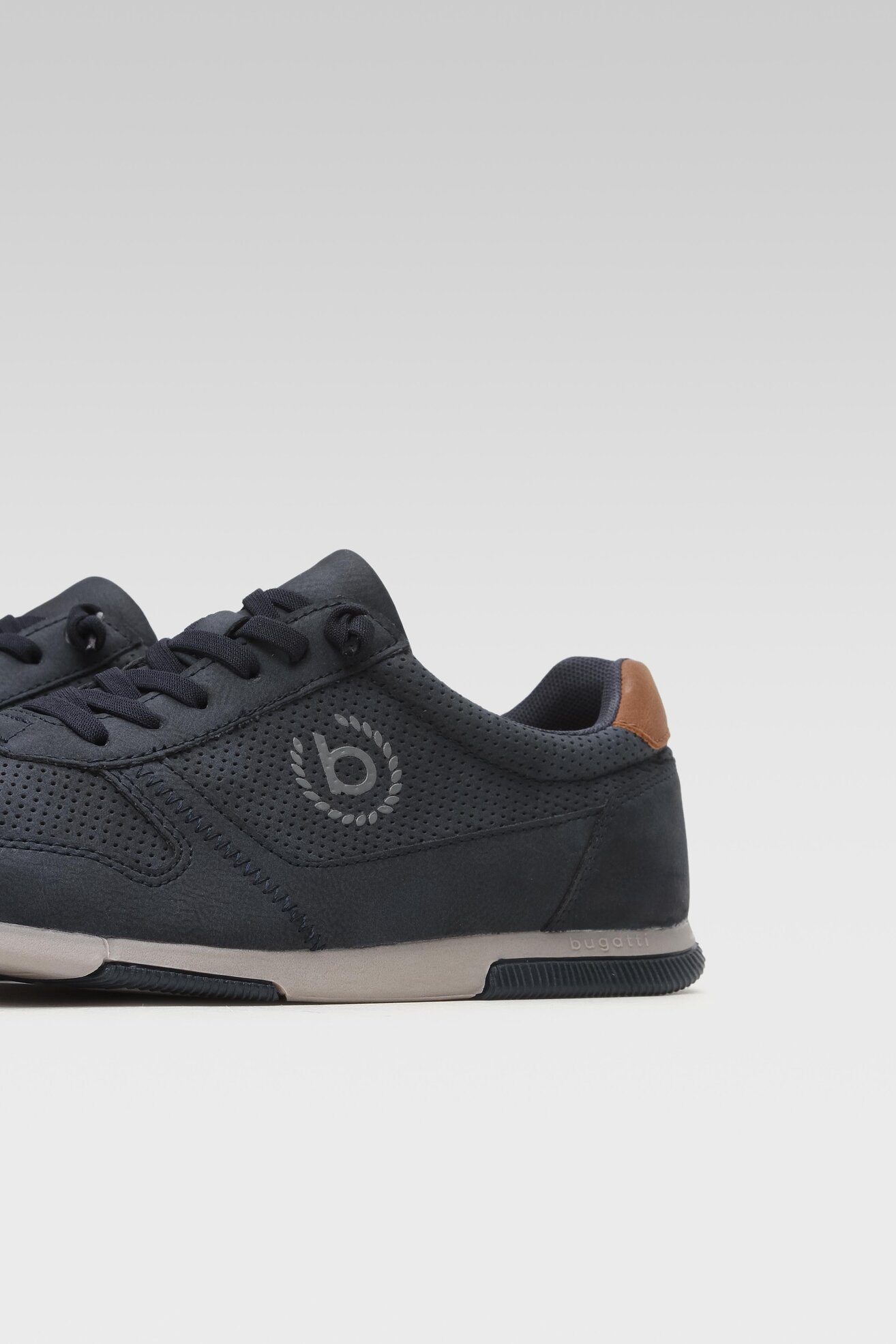 Sneakers Bugatti 325-86706-5000-4100 Granatowy