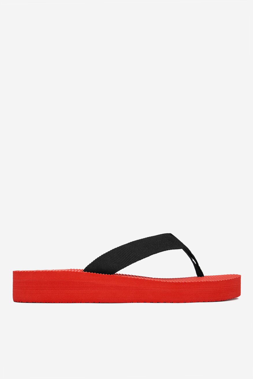 
                Шльопанець HUNTER ЧОРНИЙ - 5907964131076