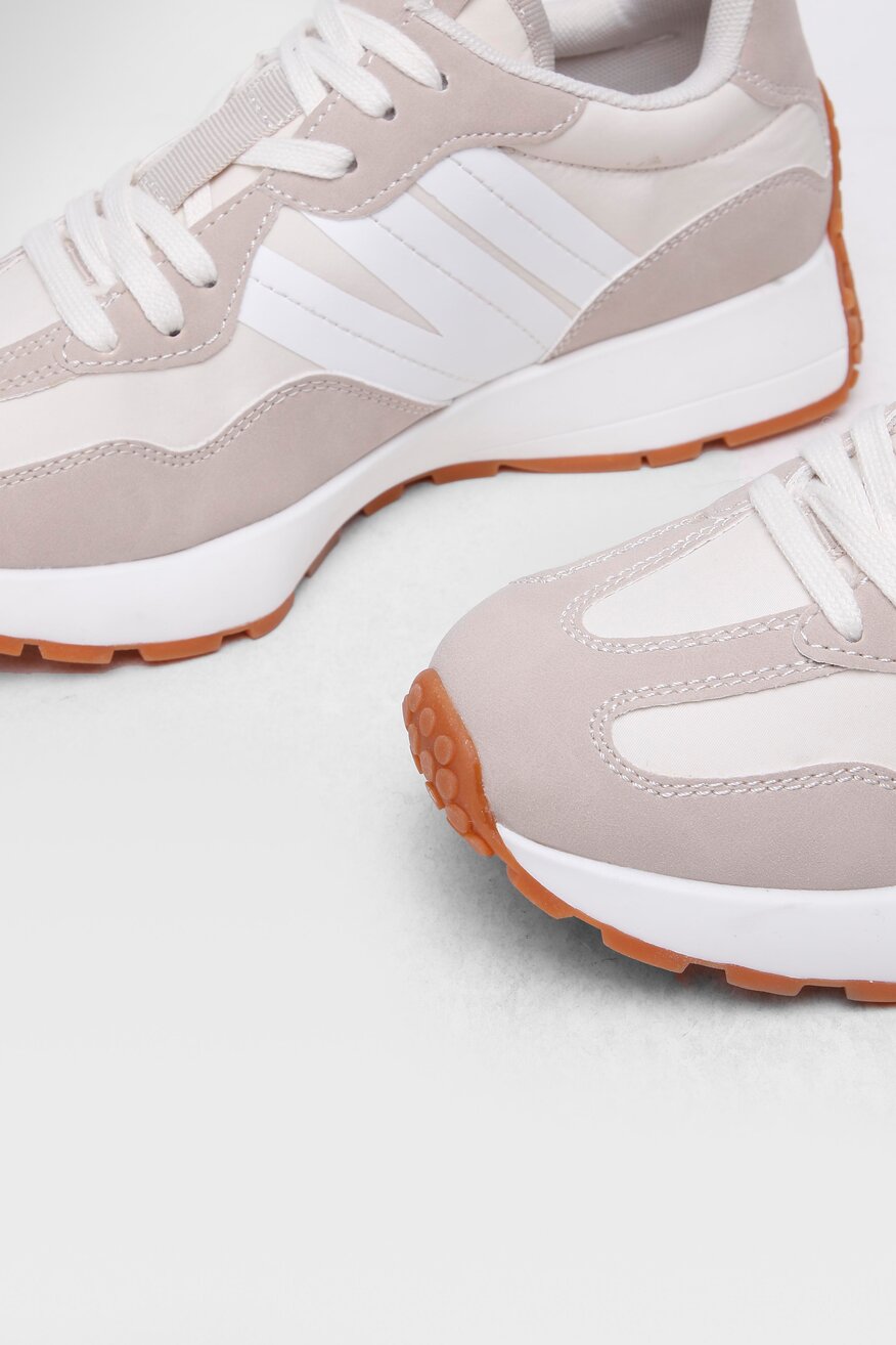 
                Jenny Fairy - Sneakersy pastelowe beżowe - 5904248357146