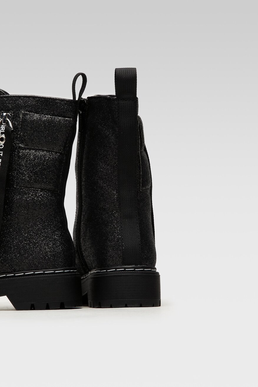 
                Duboke cipele DeeZee CRNA - 5904862272610