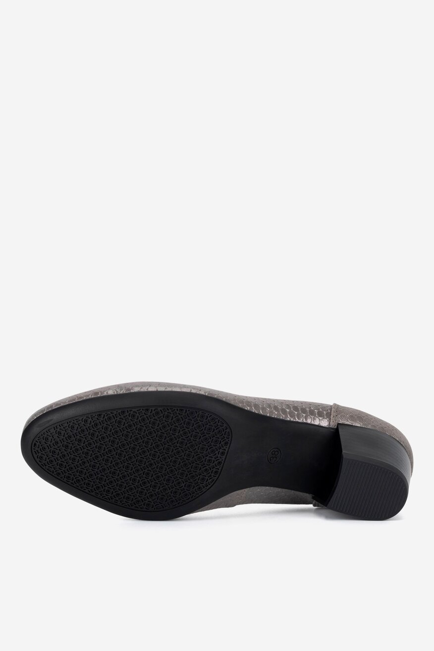 
                Körömcipő Lasocki SZÜRKE - 5905588565499