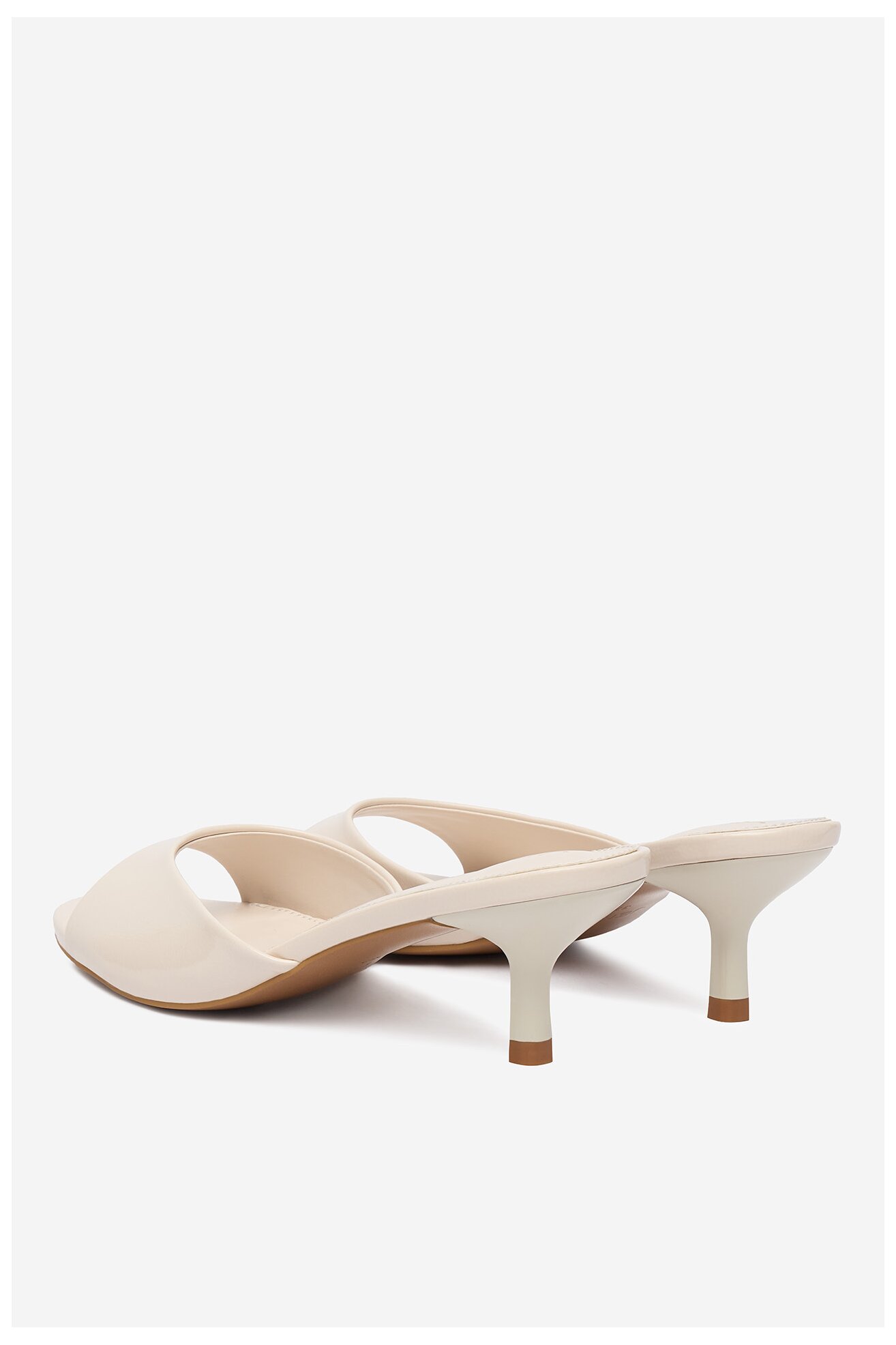 Klapki Jenny CEO-HY2369-1 Beżowy jasny