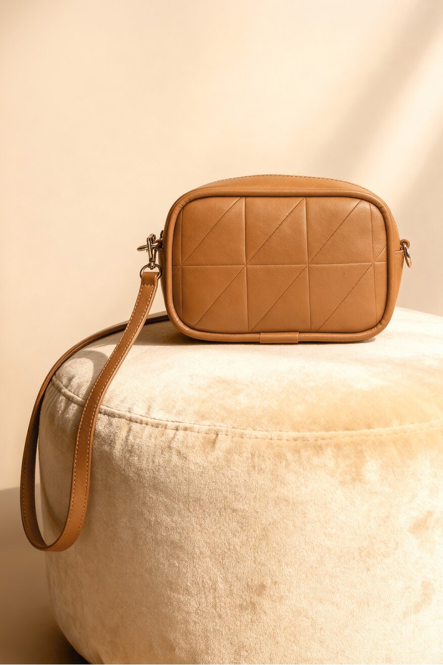 
                Geantă de mână DeeZee CREM - 5906751229620