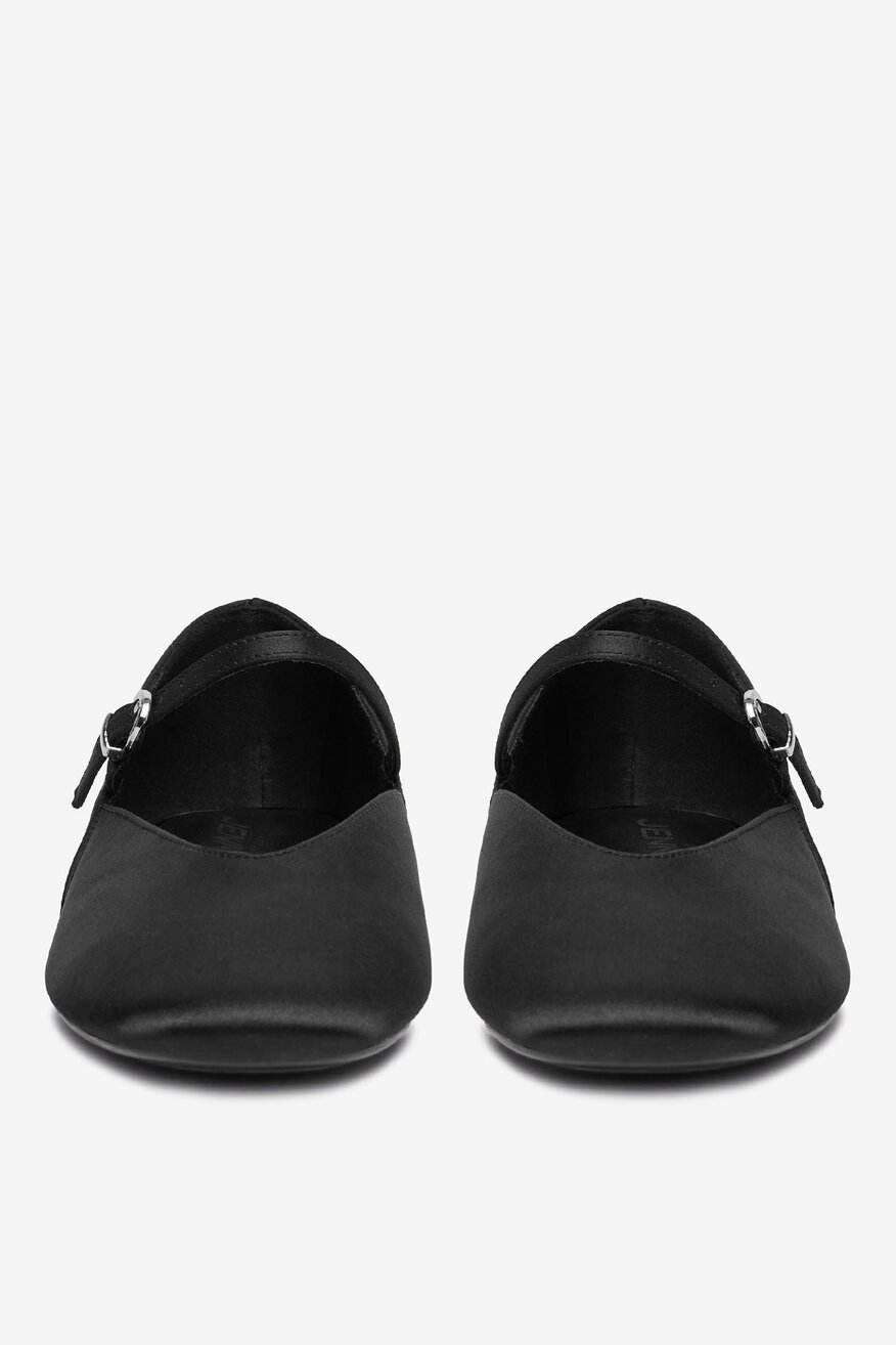 
                Балетки Jenny ЧОРНИЙ - 5906751634073