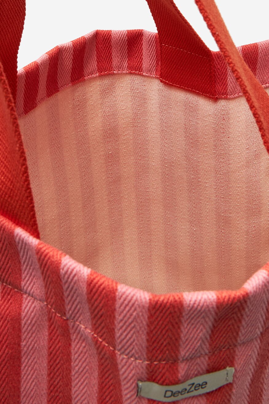 
                Дамска чанта DeeZee РОЗОВ - 5906751072202