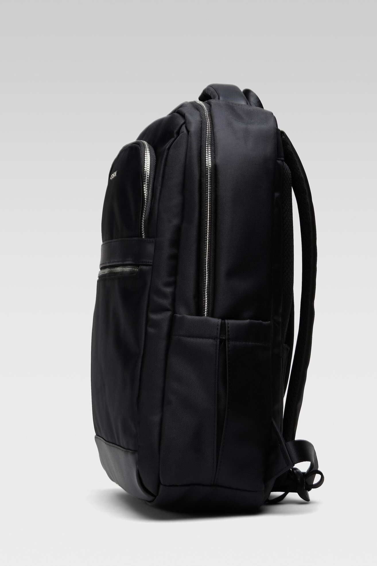 Plecak Gino Rossi BGP-S-101-10-08 Czarny