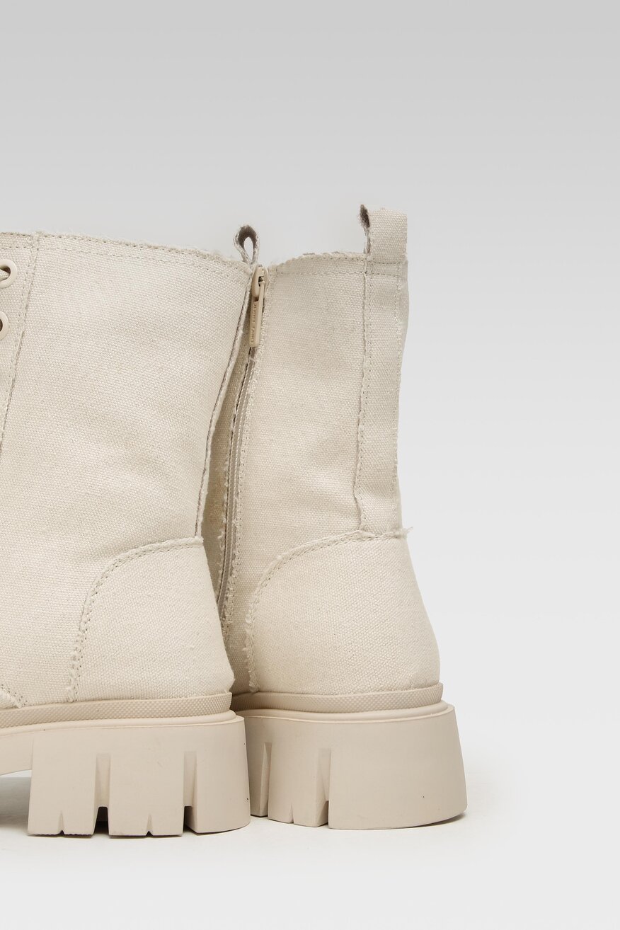 
                Jenny Fairy - Trzewiki na grubej podeszwie - 5904862203355