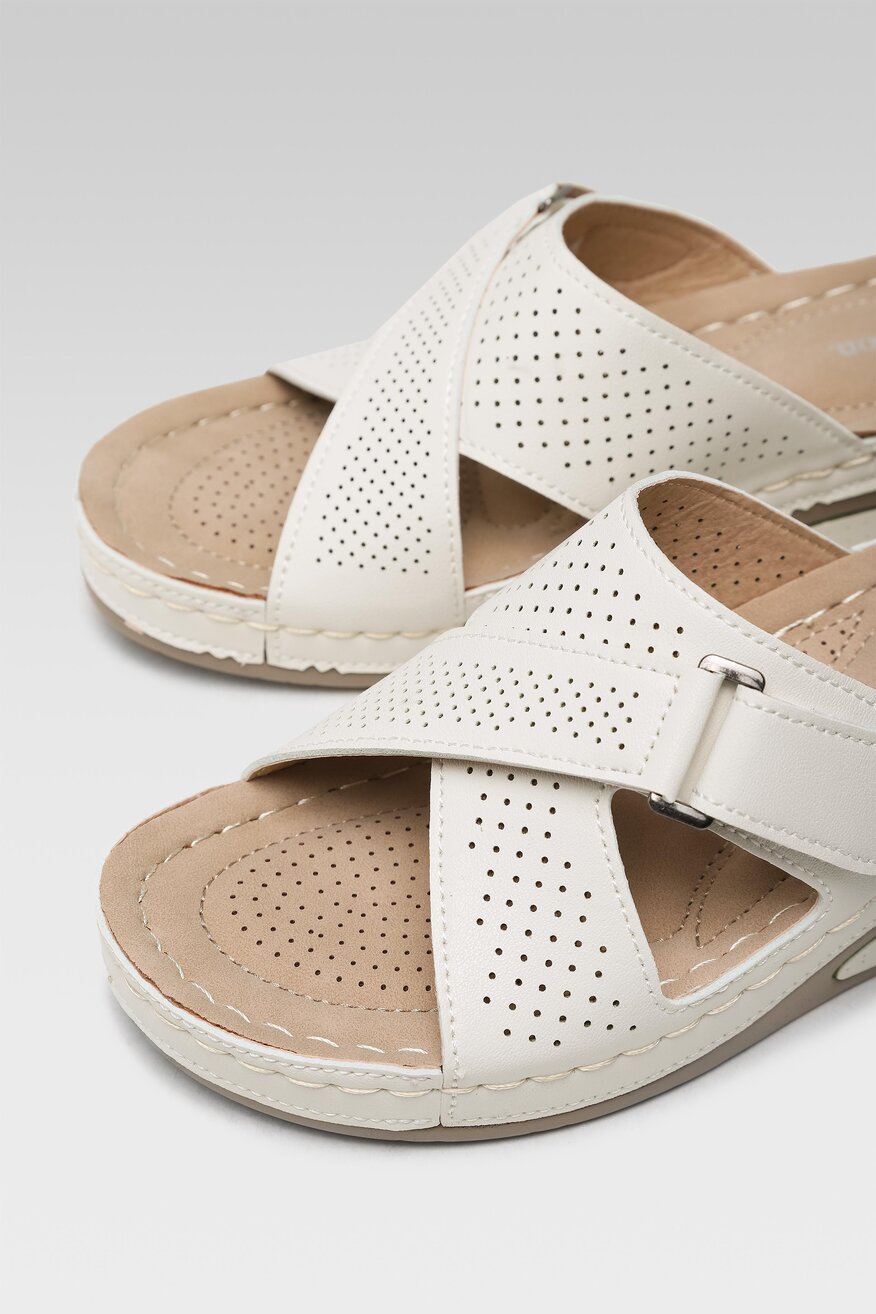 Flip-flop Clara Barson FEHÉR - 5904862662251