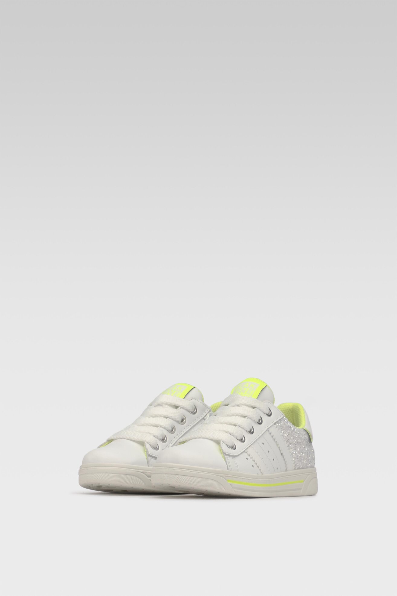 Półbuty Twisty 730350 Biały