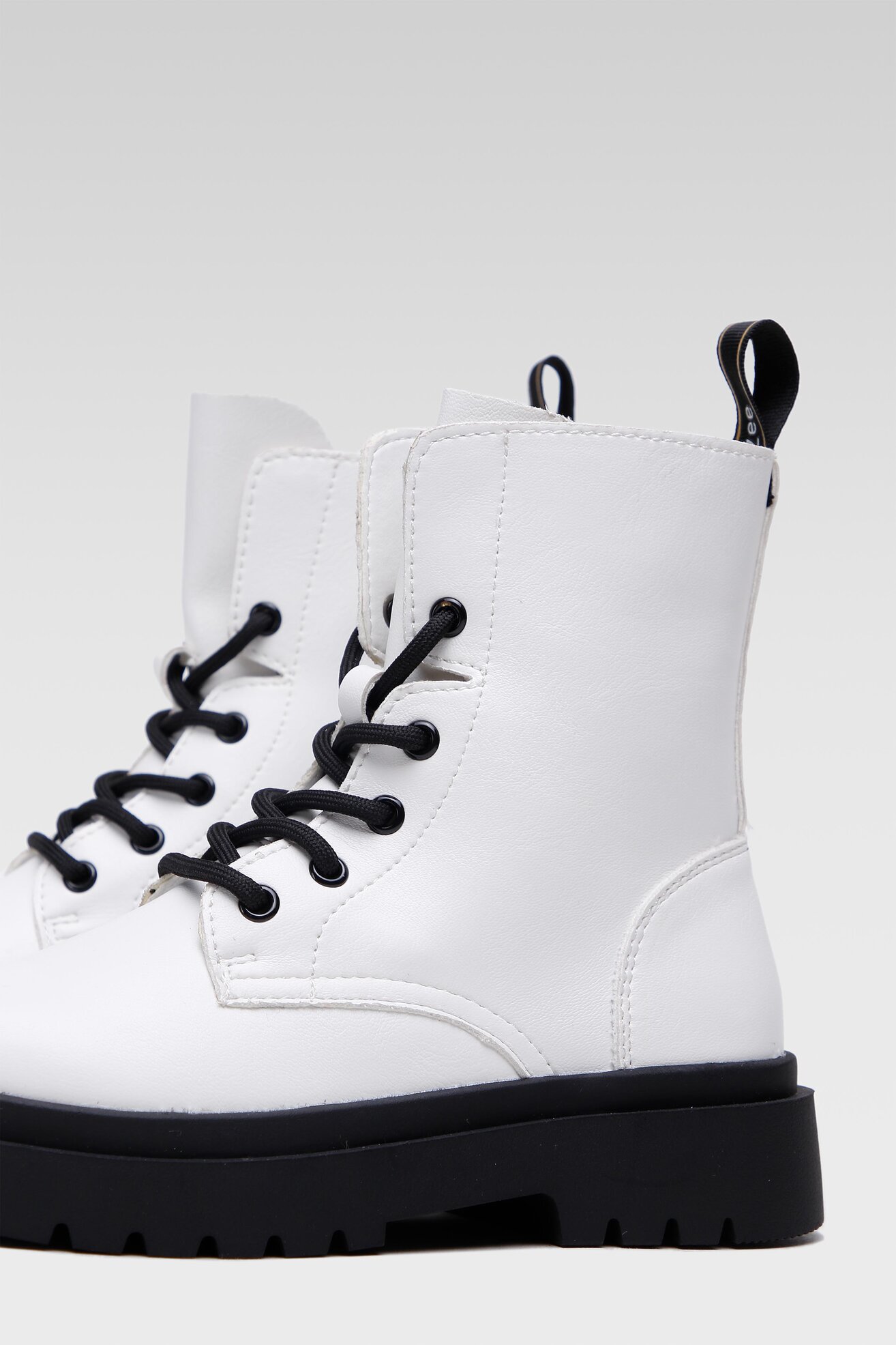 Kozaki DeeZee CS5592-07 Biały