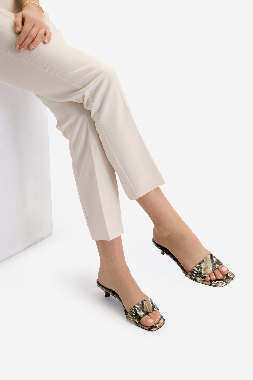 
                Джапанки Gino Rossi ЧЕРЕН - 5906751981429