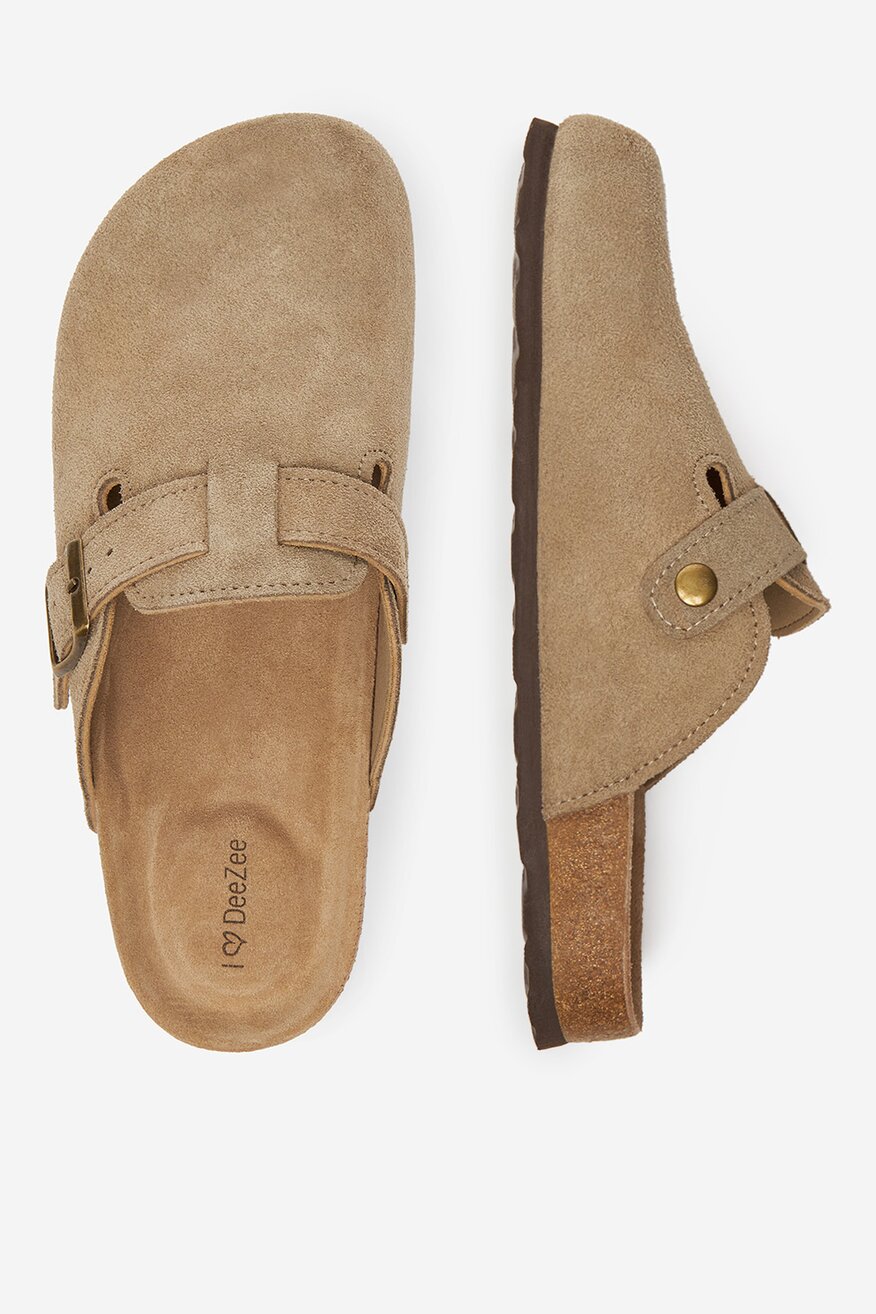 
                DeeZee - Mule zamszowe - 5906751133507