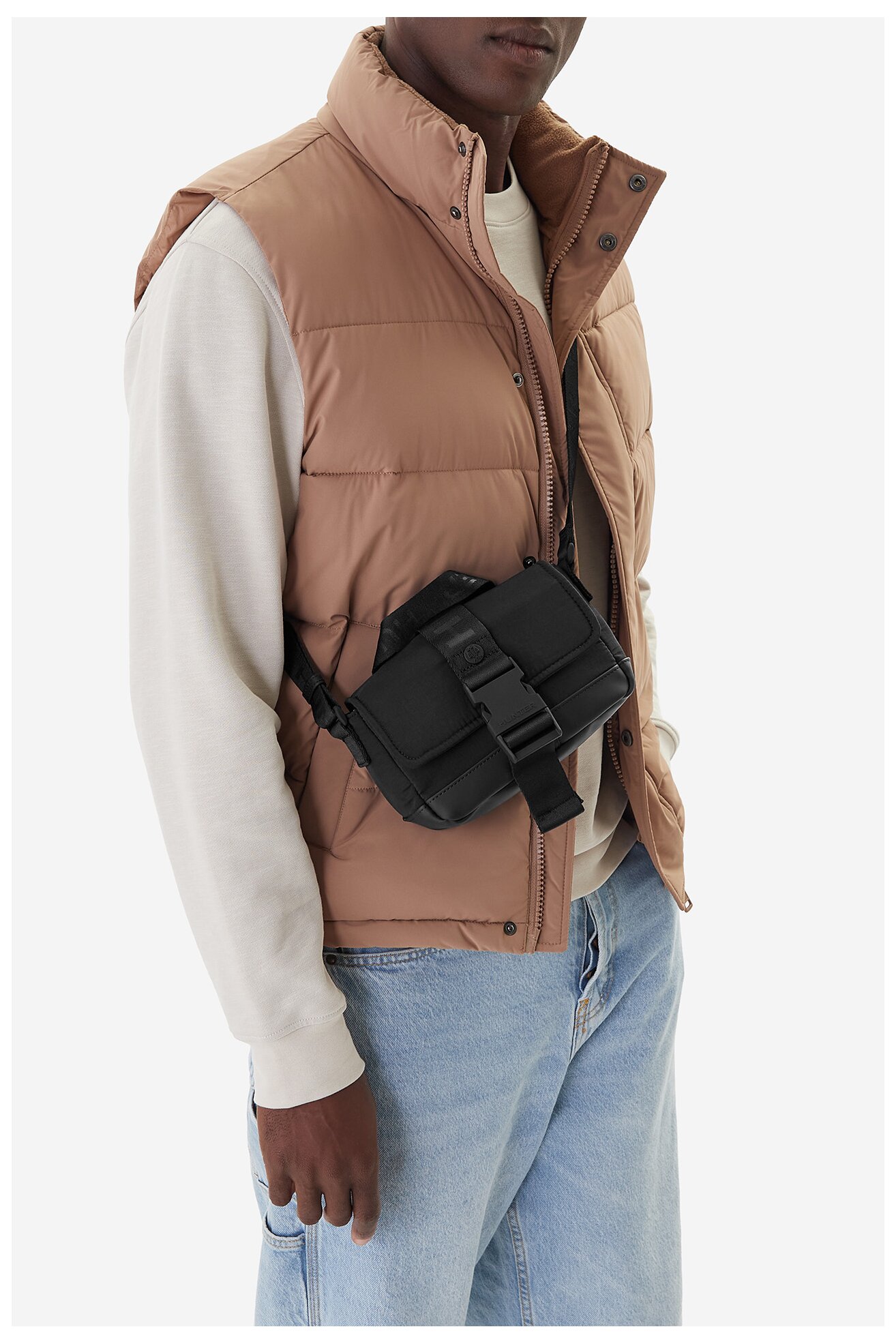 Дамска чанта HUNTER CEO-HTR-XC-008-08 ЧЕРЕН