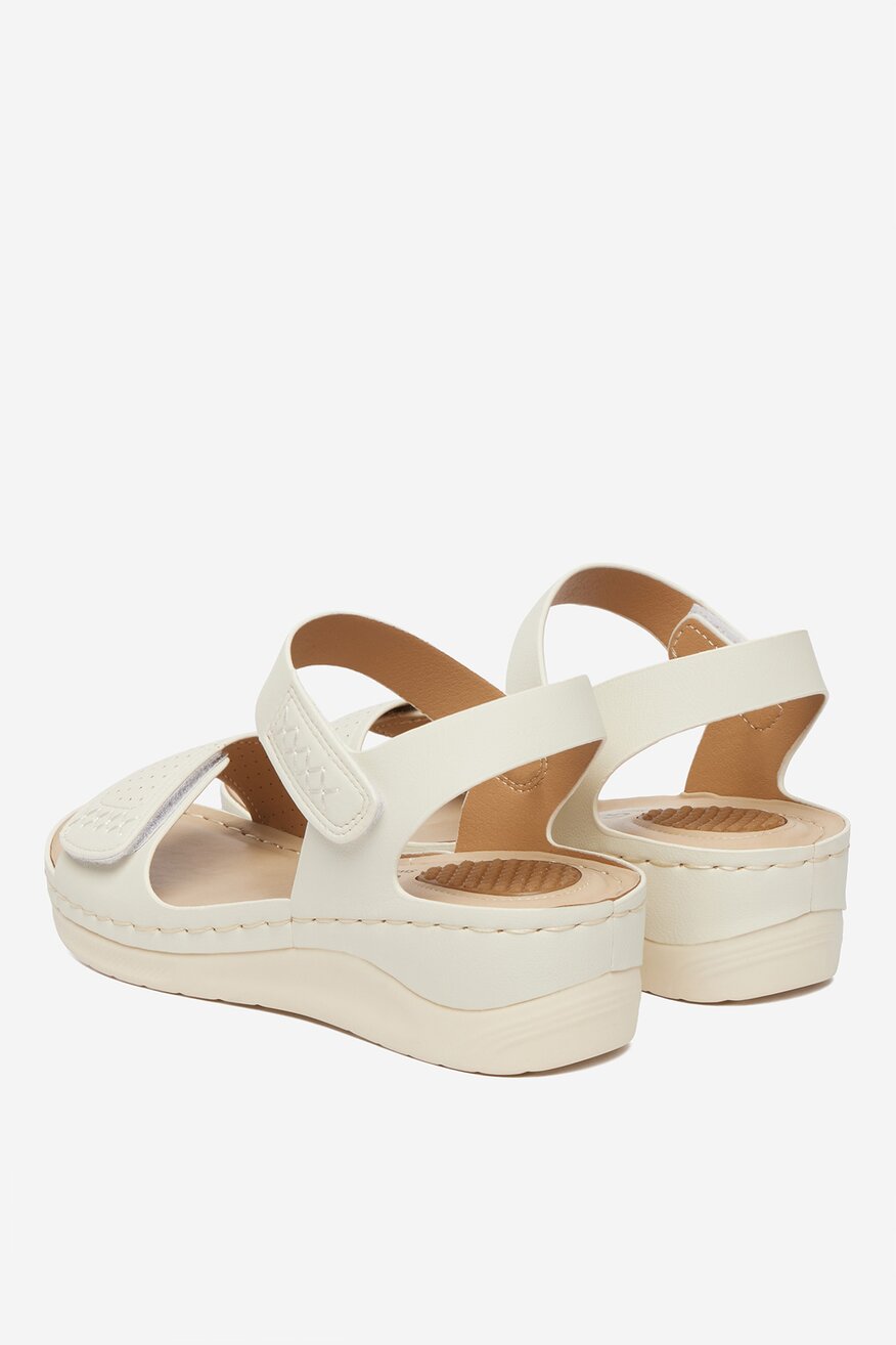 
                Go Soft - Sandały - 5906751956588