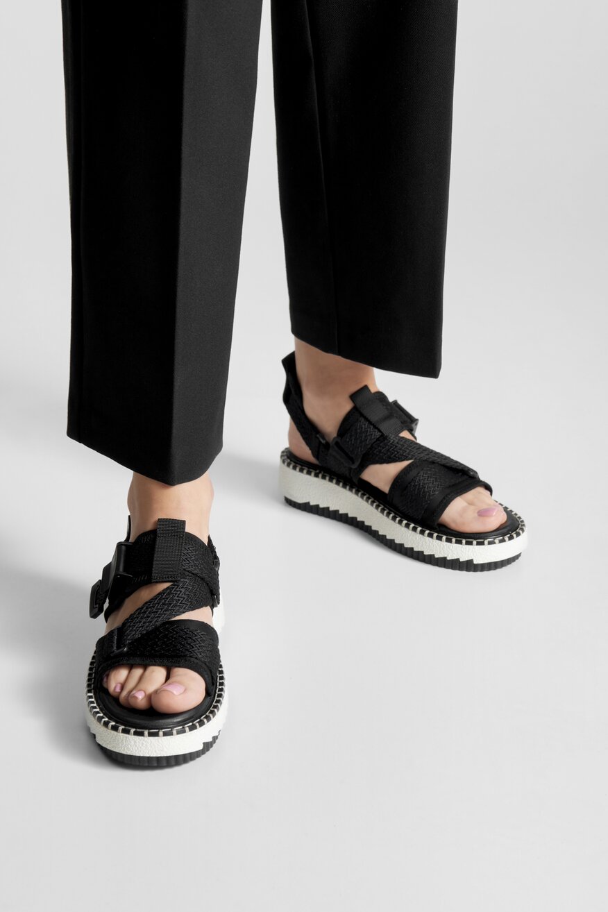 
                Badura - Sandały na platformie - 5905588478270