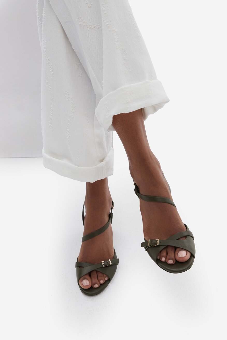 
                Gino Rossi - Sandały skórzane - 5906751776056